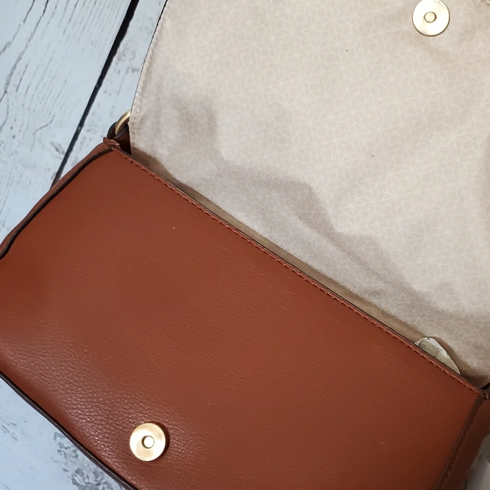Time and Tru recycled materials vinyl hidden pocket shoulder bag brown, gold
